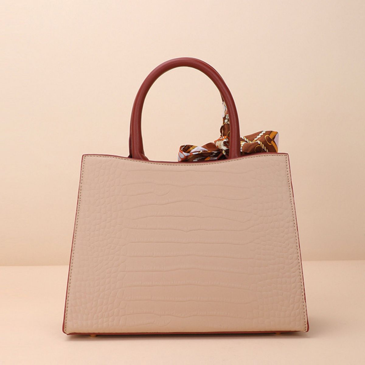 47f17e53-5176-4d95-a239-b0f0356383f1-Max