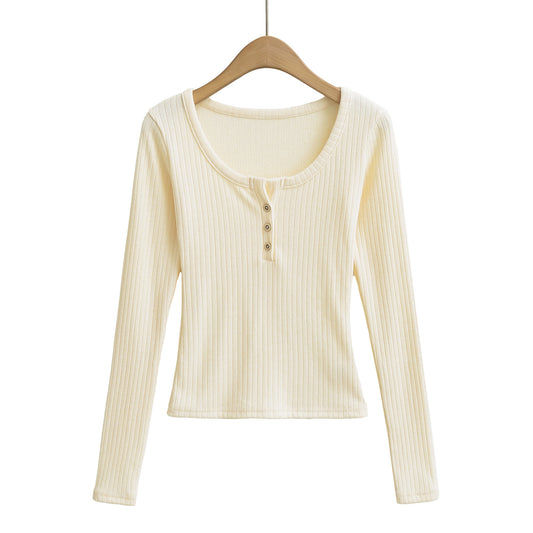 Round neck button long sleeved top