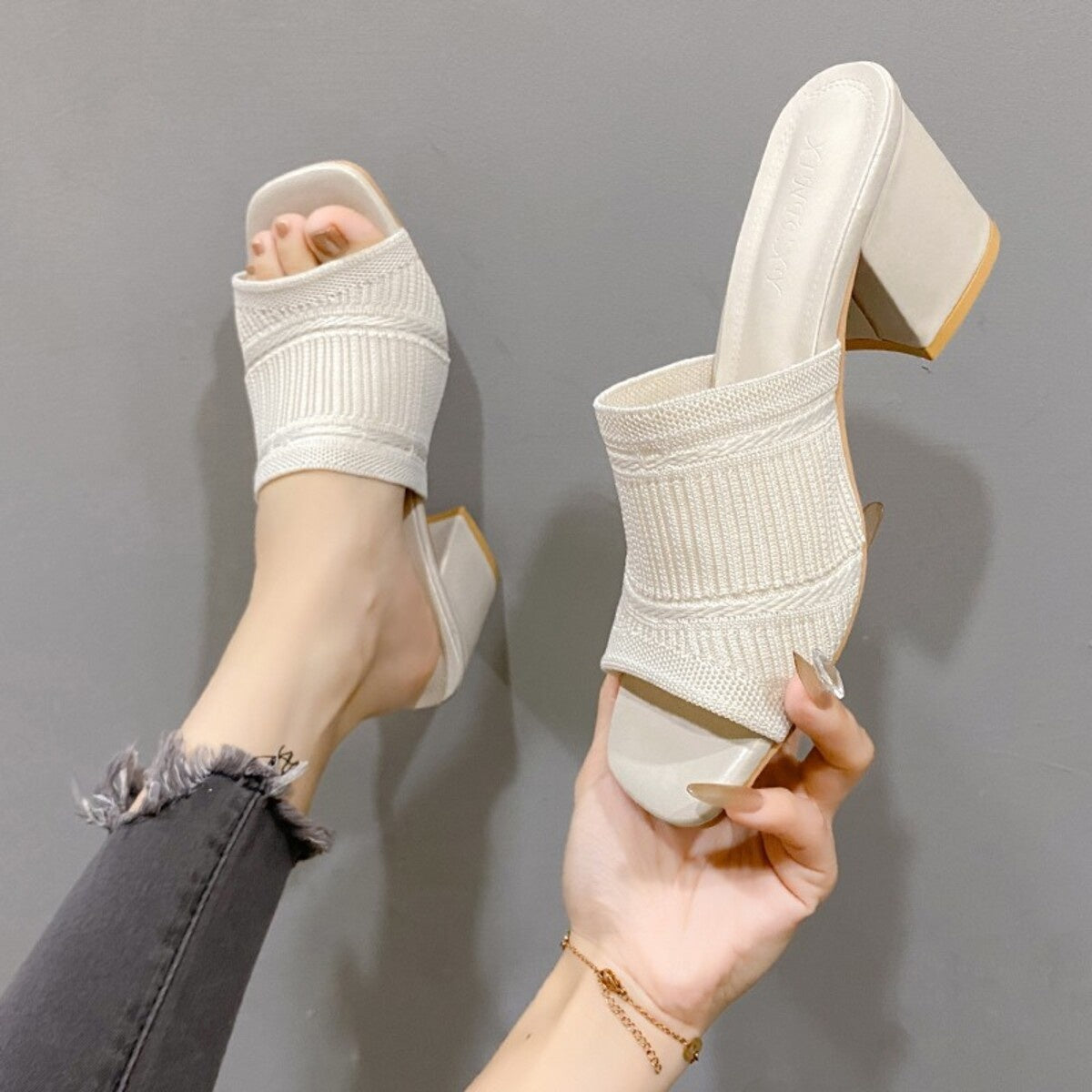 c64e61da68f84ecaa9879f55dfdfc784-Max