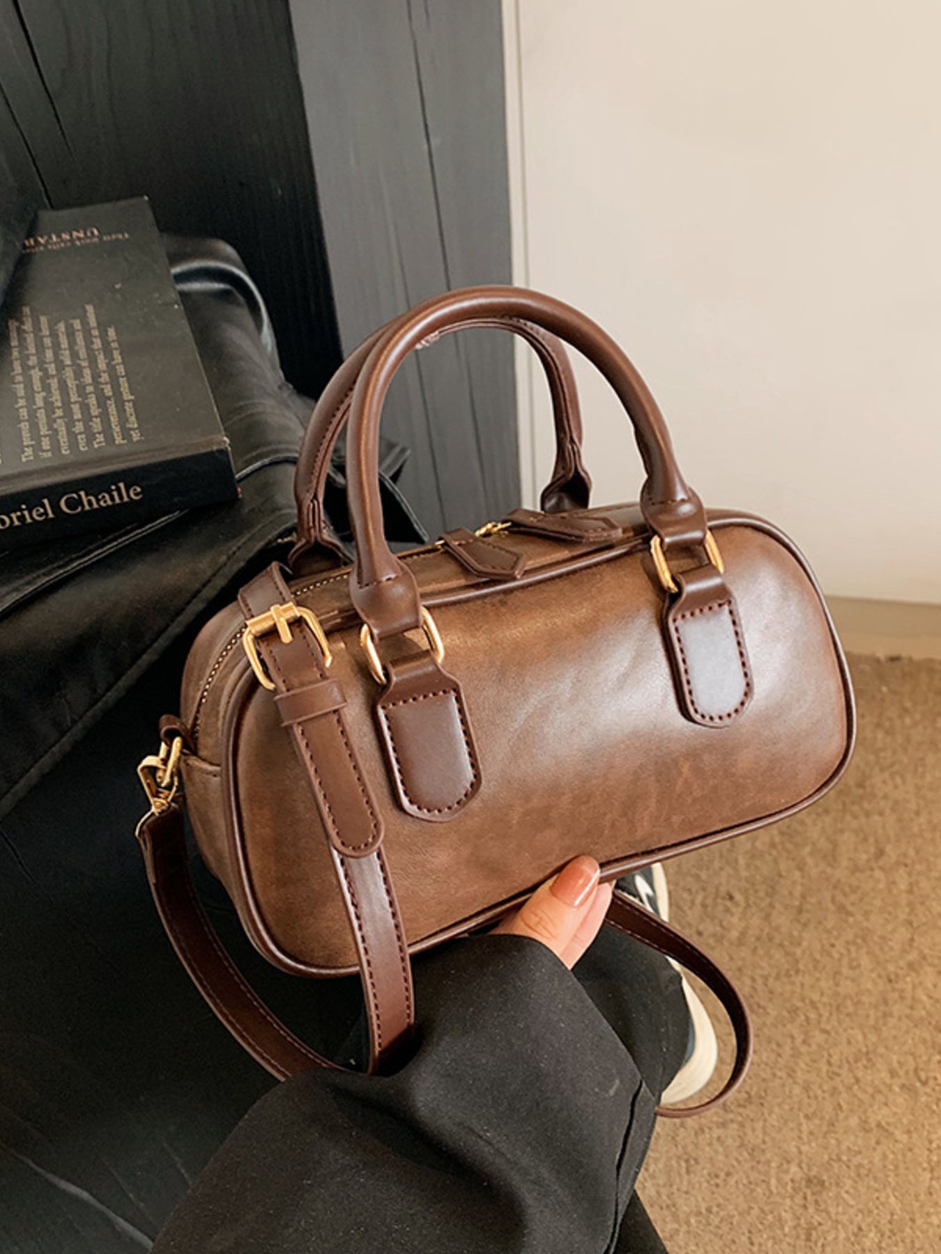 ce7a06860ef940ecbc836ff9095193de-Max